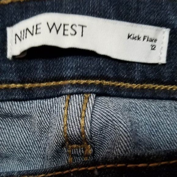 Nine West Kick Flare  Ankle Frayed Jeans Size 12 - Picture 2 of 9